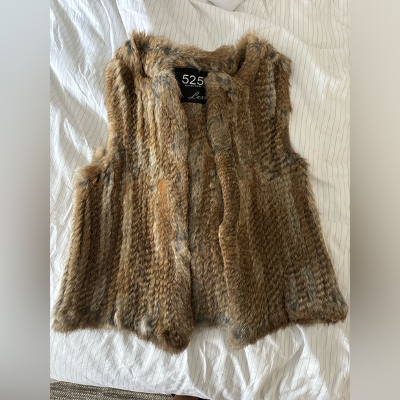 525 America Fur Vest - Picture 1 of 6